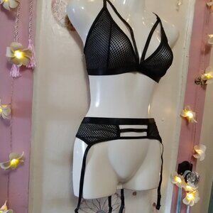 Black Mesh (XXXL) Lingerie Set